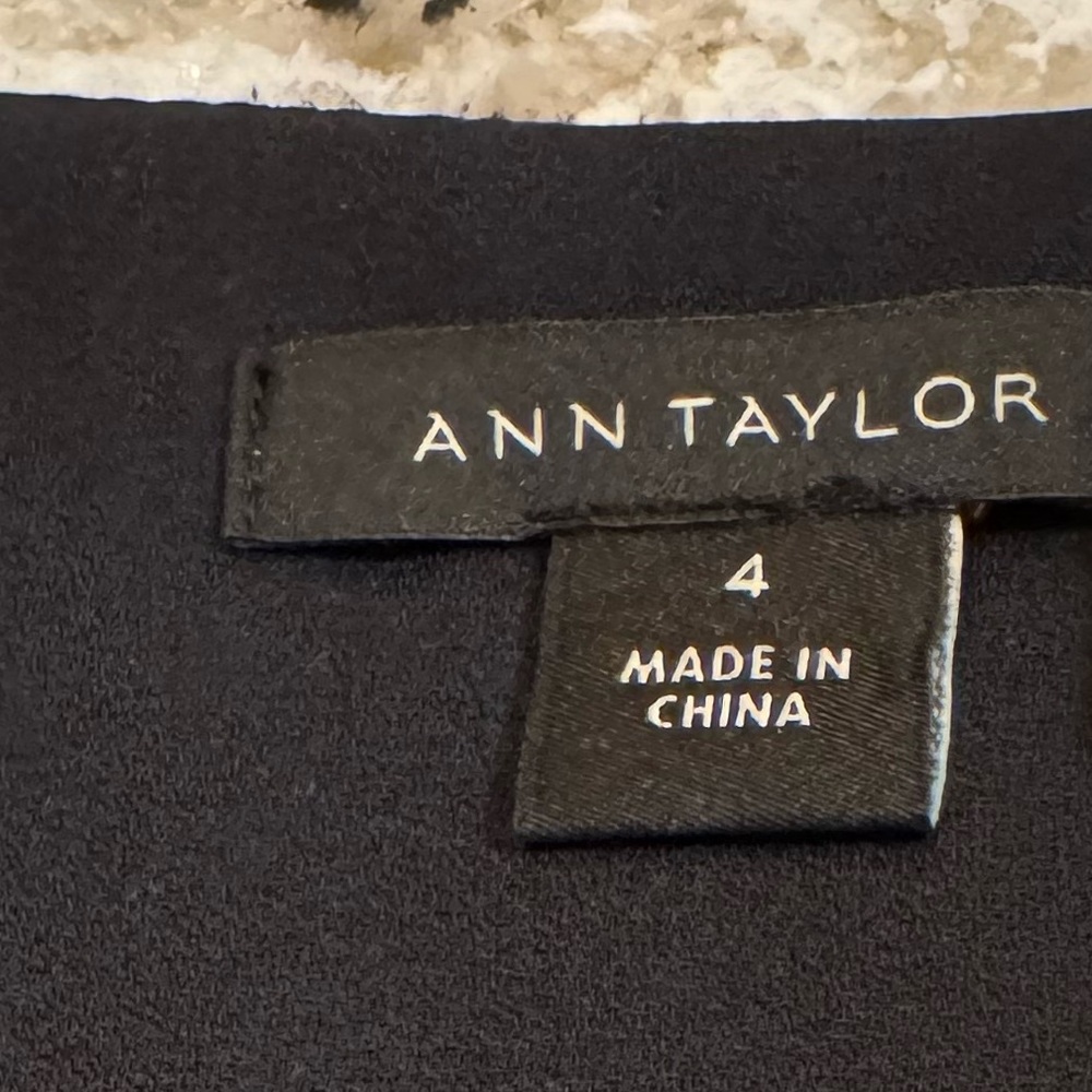 Ann Taylor Teal and Gold Long Sleeve Dress - Picture 8 of 8